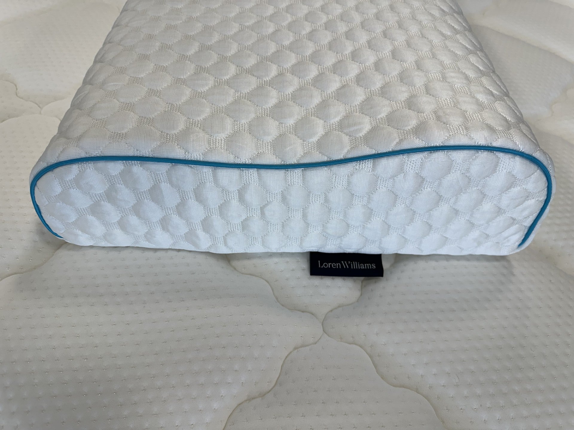 Loren Williams Active Cool Contour Pillow
