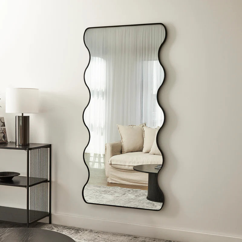 Wavy Mirror Black