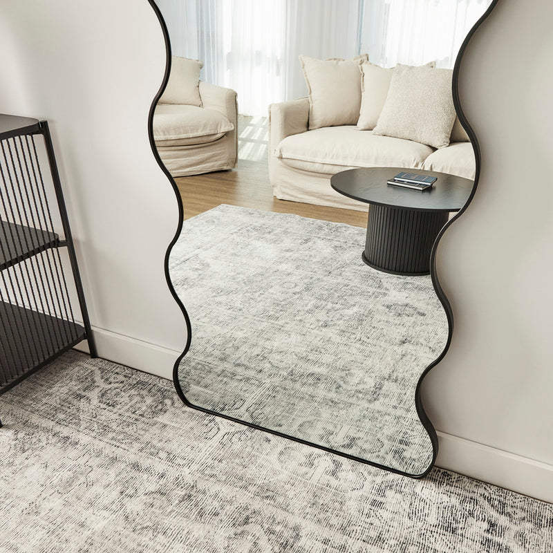 Wavy Mirror Black