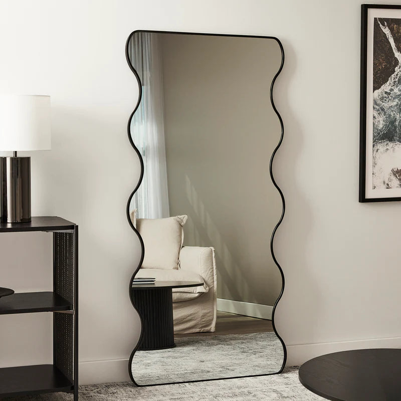 Wavy Mirror Black